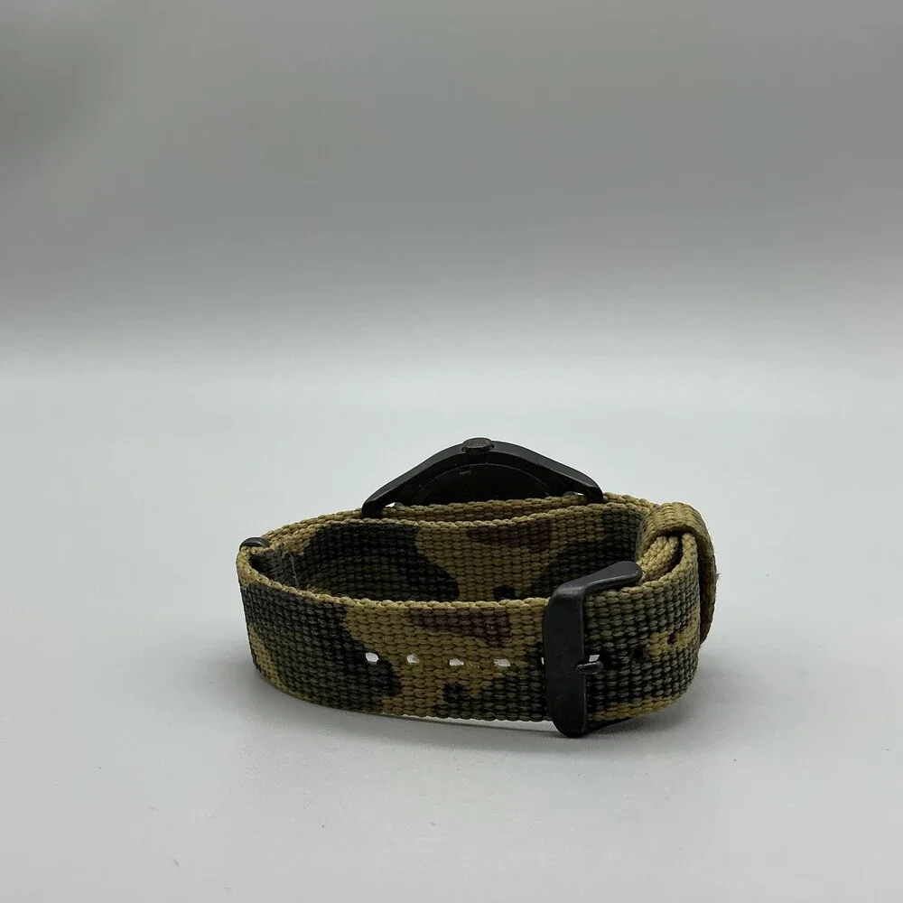 Nixon The Mod Mens Watch 39mm Black Dial Camo Nylon Strap 100M New Battery